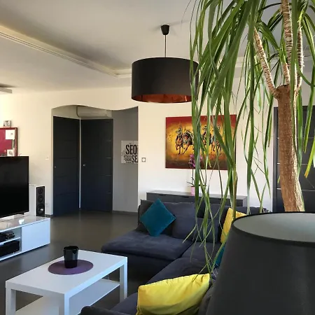 Cosy Avec Piscine * Pierrelatte